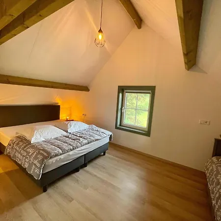 Bosbeertje 43 45 * Erp