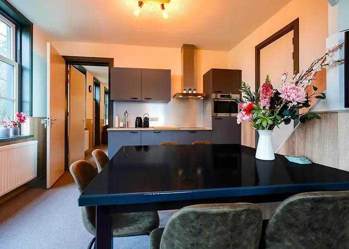 Bosbeertje 43 45 * Erp