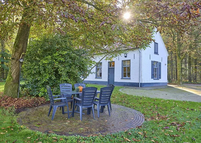 Holiday home Bosbeertje 43 45 Erp