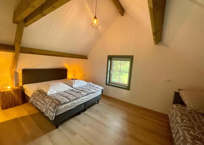 Bosbeertje 43 45 * Erp