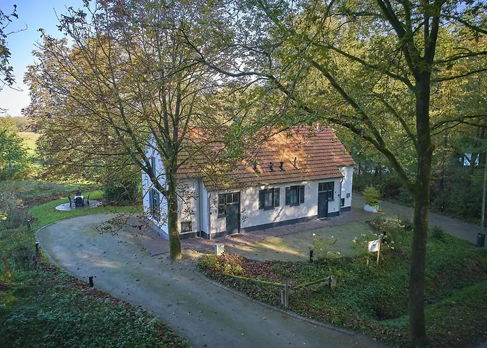 Holiday home Bosbeertje 43 45 Erp