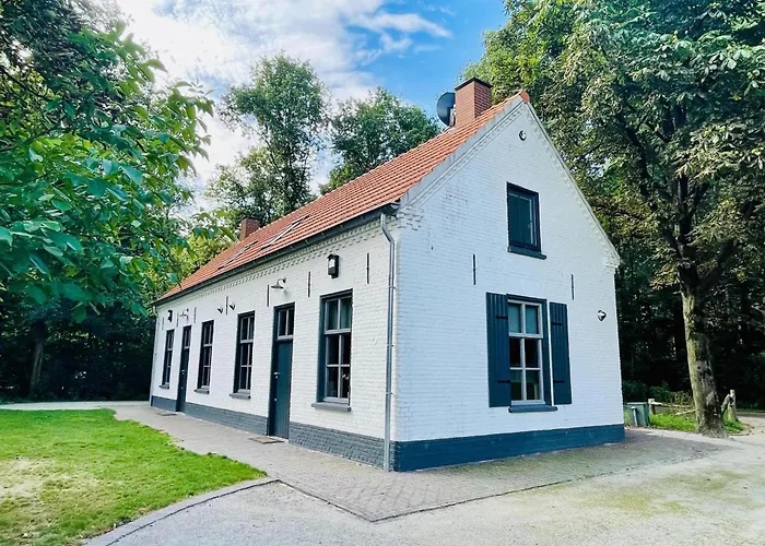 Holiday home Bosbeertje 43 45 Erp