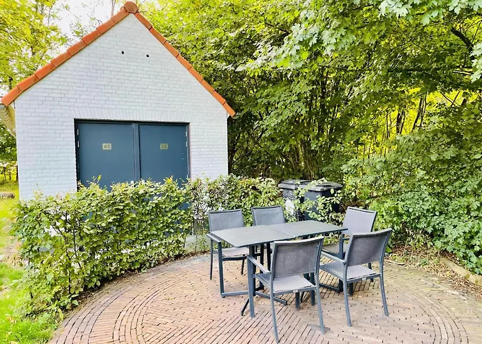 Holiday home Bosbeertje 43 45 Erp